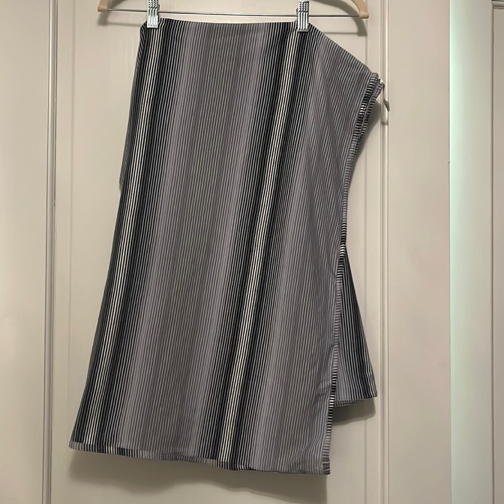 Lululemon customizable scarf o/s